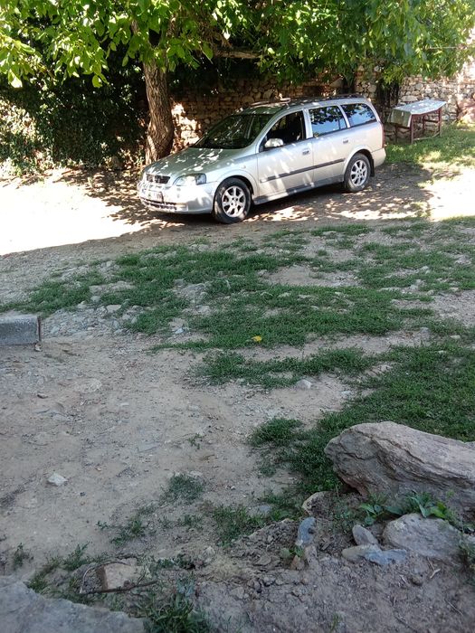 Vând mașina an stare foarte buna ,functionala