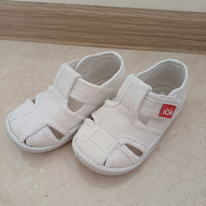 Пантофки КиК размери 23 24 25