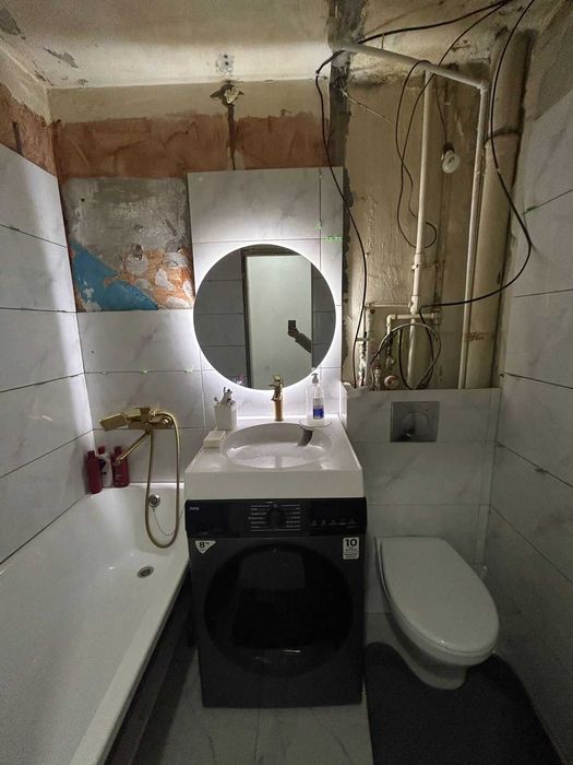 Продам трехкомнатную квартиру