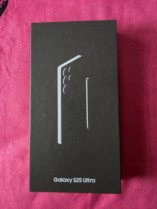 Samsung S25 ultra Silver Blue sigilat