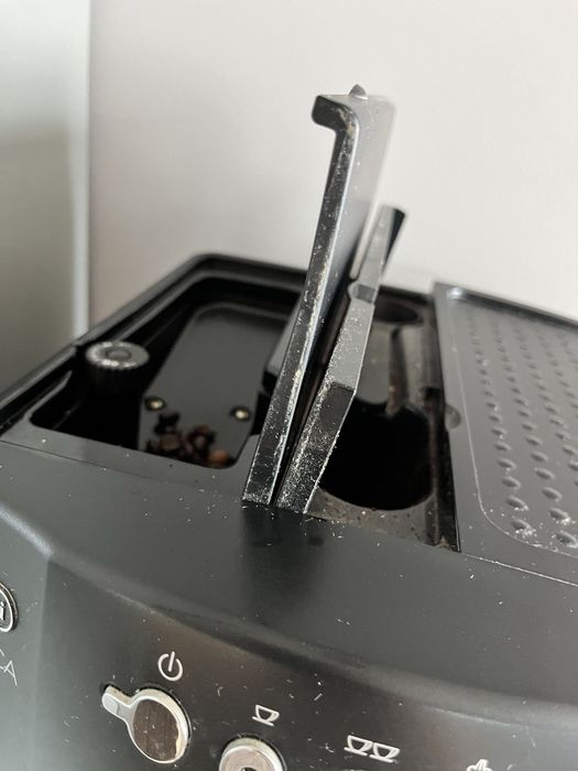 Кафеавтомат Delonghi Magnifica ESAM3000B