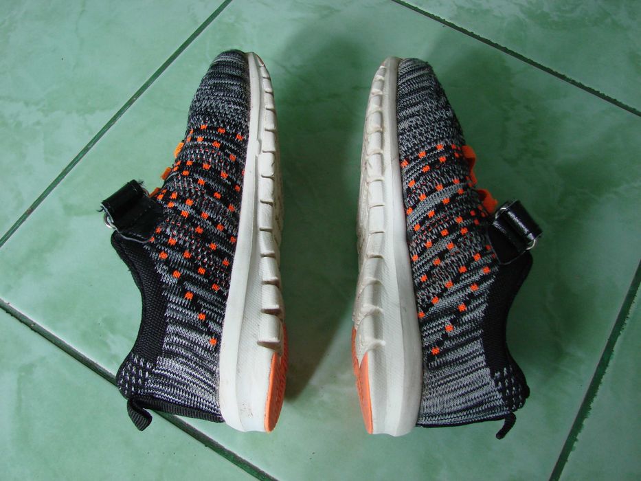 Кроссовки на мальчика