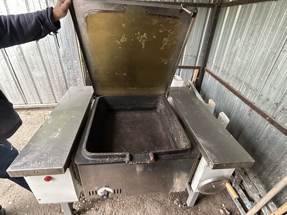 Продам электрический печь казан