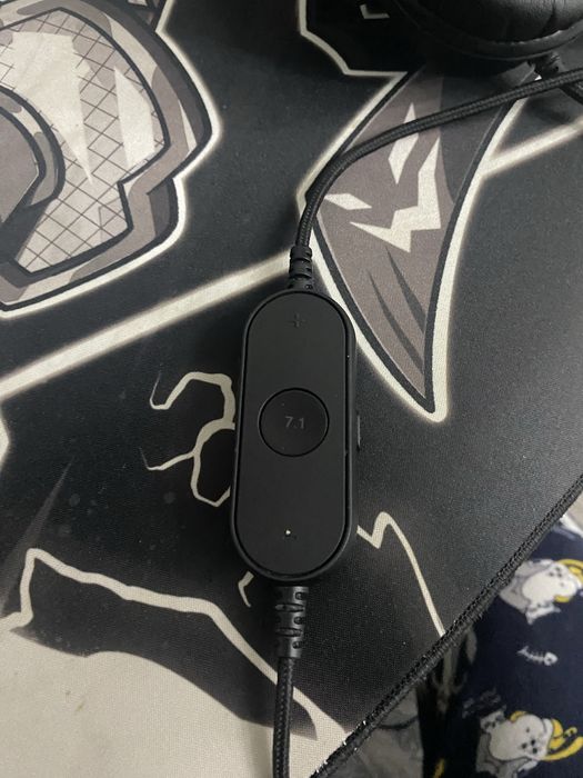 Продам наушники фифайн H6