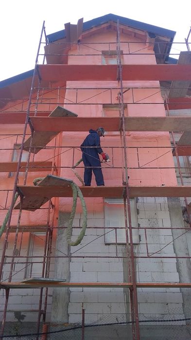 izolatii spuma poliuretanica / Cel mai mic pret