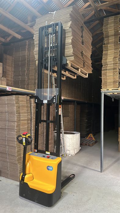 Картонные коробки