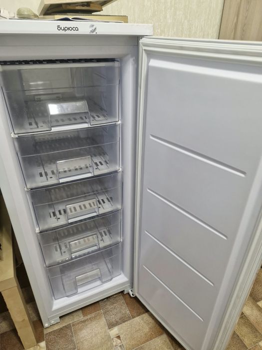 Продам морозильную камеру