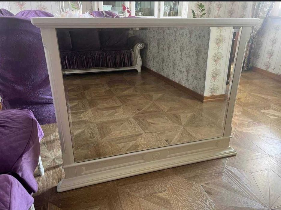 продам зеркало настенное