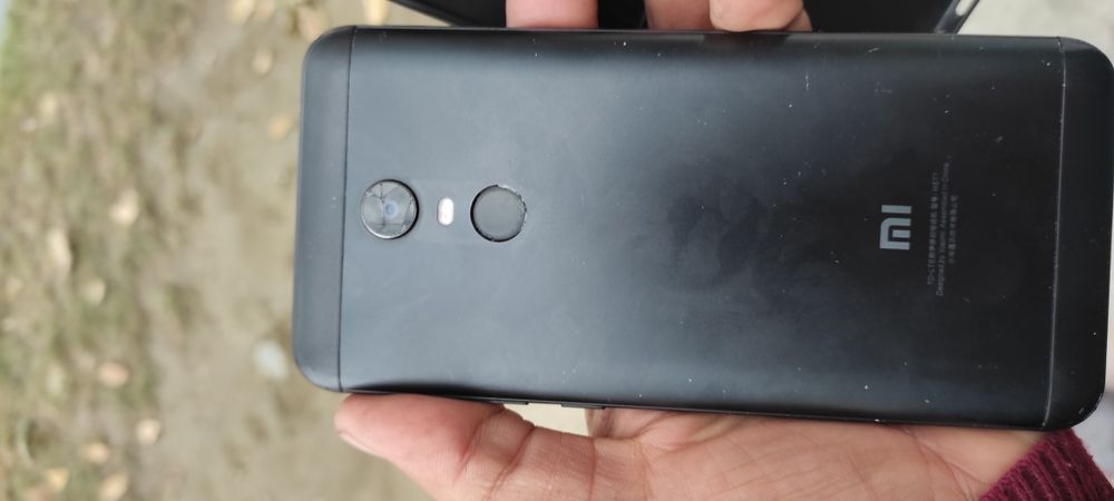 Redmi 5+ sotiladi 4 64 gb