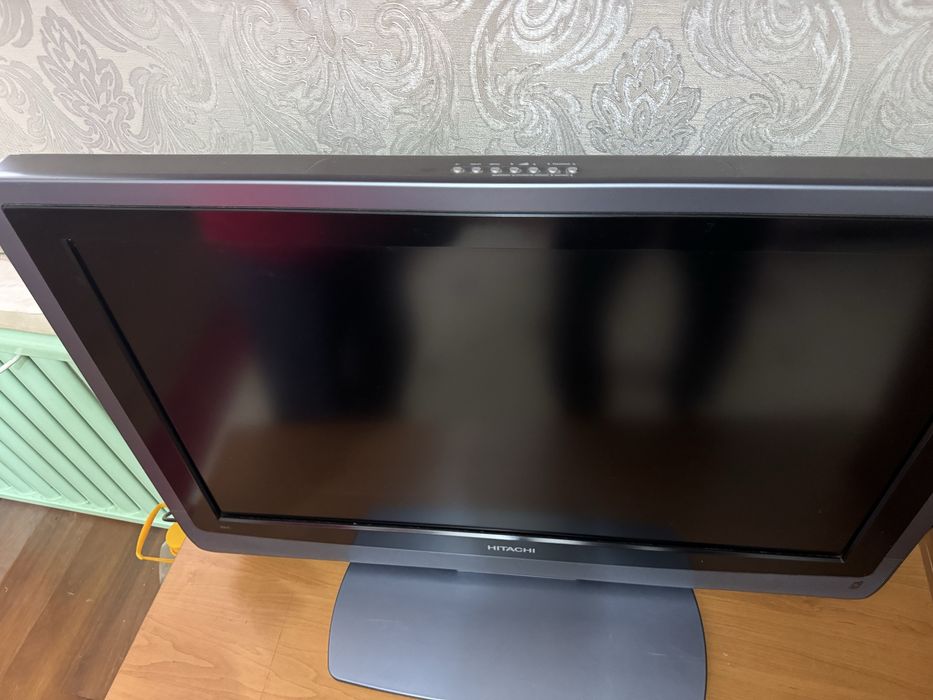 Продам телевизор в отличном состояний