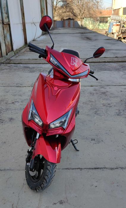 Електрически скутер модел ZG-S 2000W – 72V/32Ah