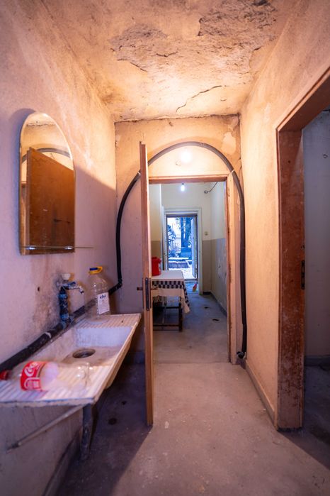 Дава се под наем Промишлена сграда в с. Войводиново, Област Пловдив - 350 кв.м за 698.19 € - Снимка #16