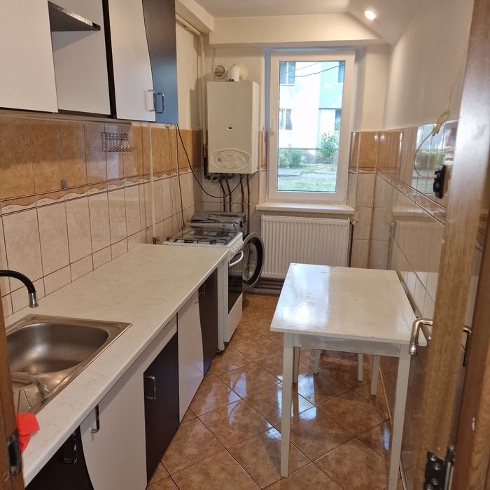 Garsoniera de închiriat