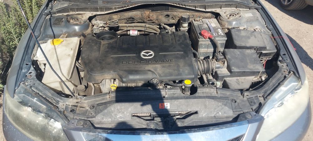Mazda 6   2004  2.0i