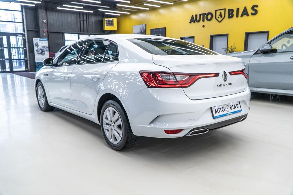 Renault Megane Led/Tva/Tva/Bluetooth/Pilot automatLeasing - Rate FARA AVANS