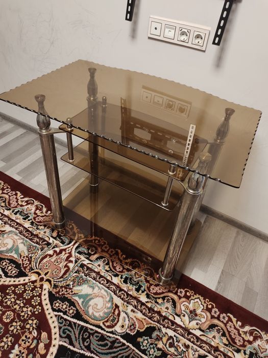 Подставкв телевизор