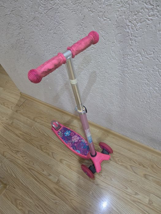 Продам детский самокат