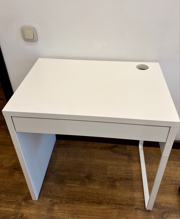 Стол письменный IKEA Микке, ИКЕА 73х50x75 см