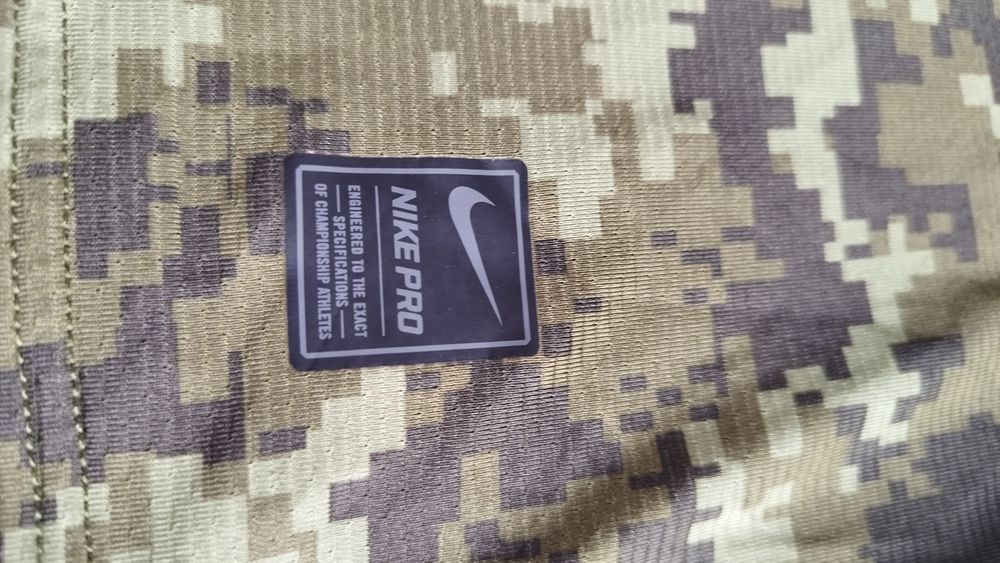 Тениска Nike Pro