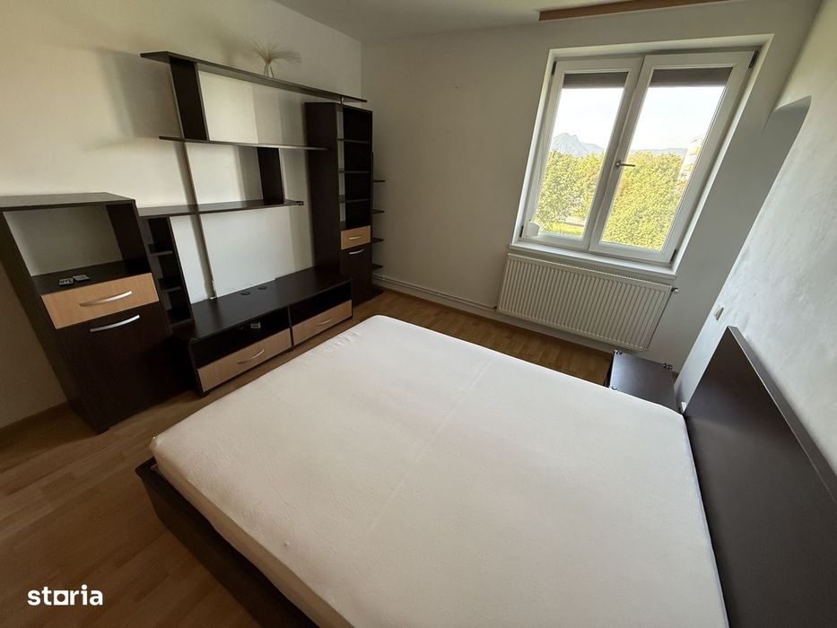 Direct proprietar | Ap. 2 cam. dec., 53 mp + Boxă, renovat & mobilat