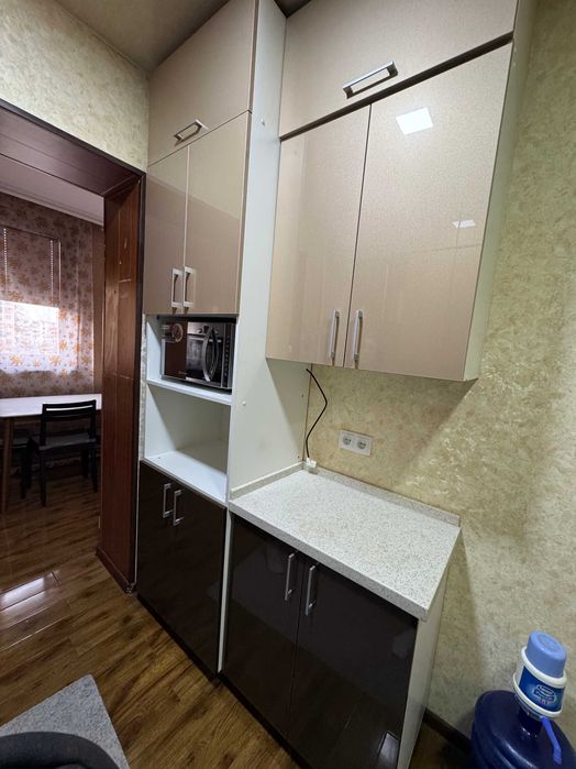 Продаю свою однокомнатную квартиру Новза 2/4/4