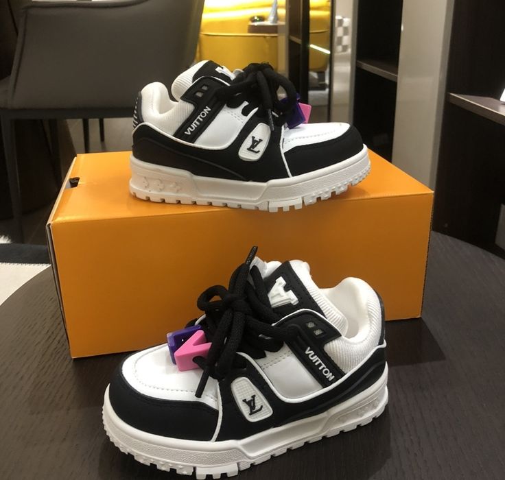 Adidasi copii LouisVuitton 26/34