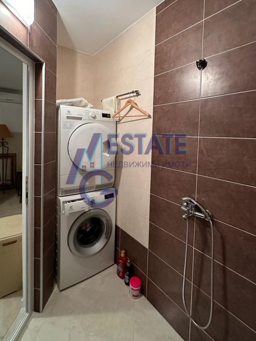 Продава се Тристаен апартамент в Поморие - 91 кв.м за 1868 €/кв.м - Снимка #14