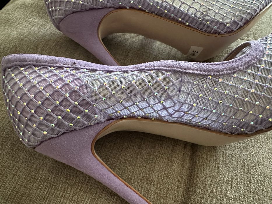 Туфли на каблуке 36 р