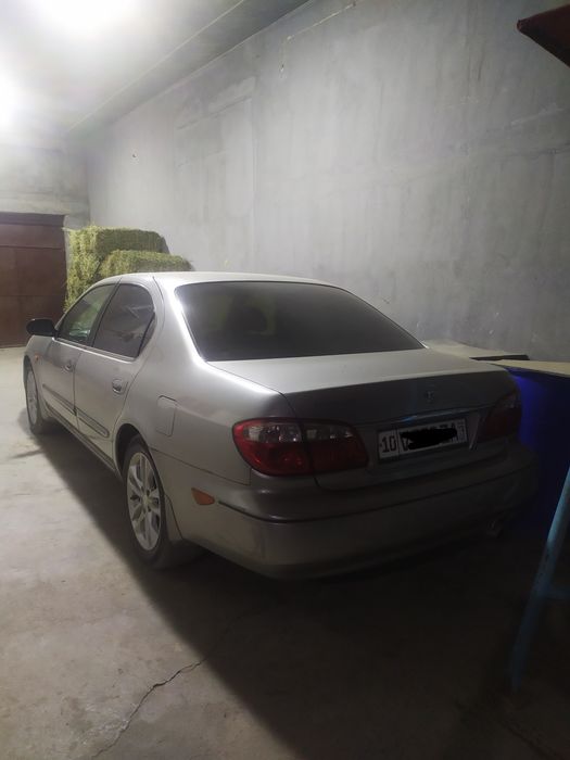 Nissan maksima sotiladi