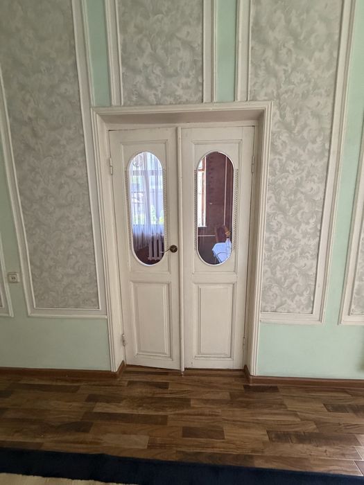 отдам бесплатно даром доски  рамы двери в идеальном состоянии