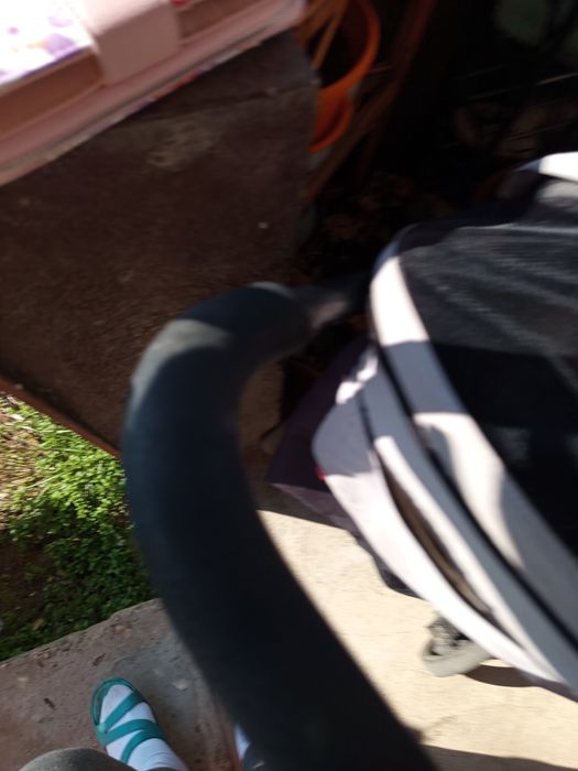 Детска количка и матрак за кошара нов