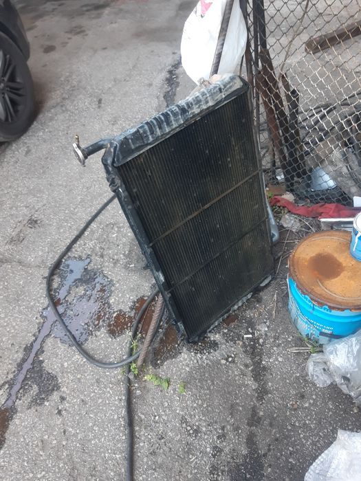 радиатор със перки.нисан патрул у.60