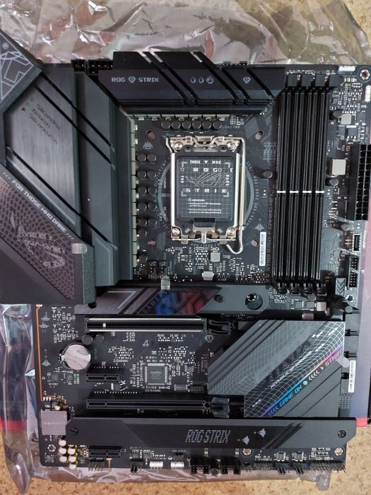 Продам материнскую плату