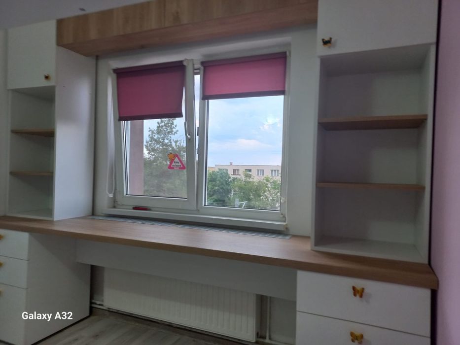 Apartament 3 camere decomandat.