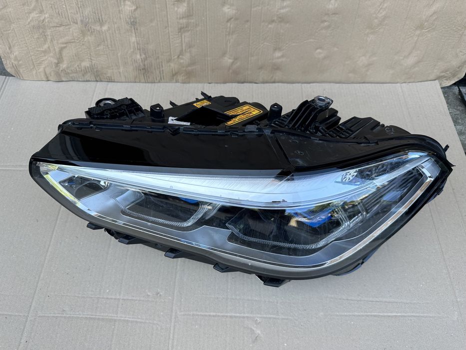 Far stânga BMW X5 G05, X6 G06 Laser : 9481789