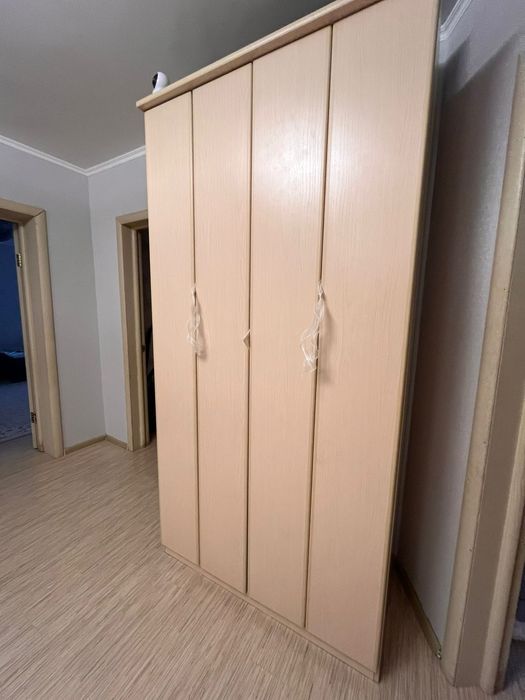 Продам шкаф в хорошем состоянии