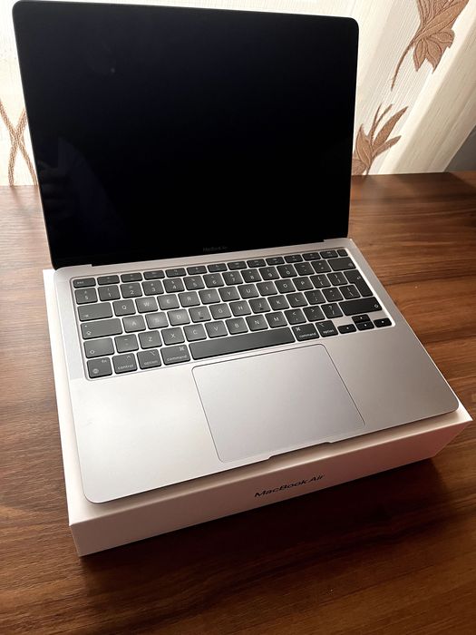Macbook Air M1 8gb 256GB SSD