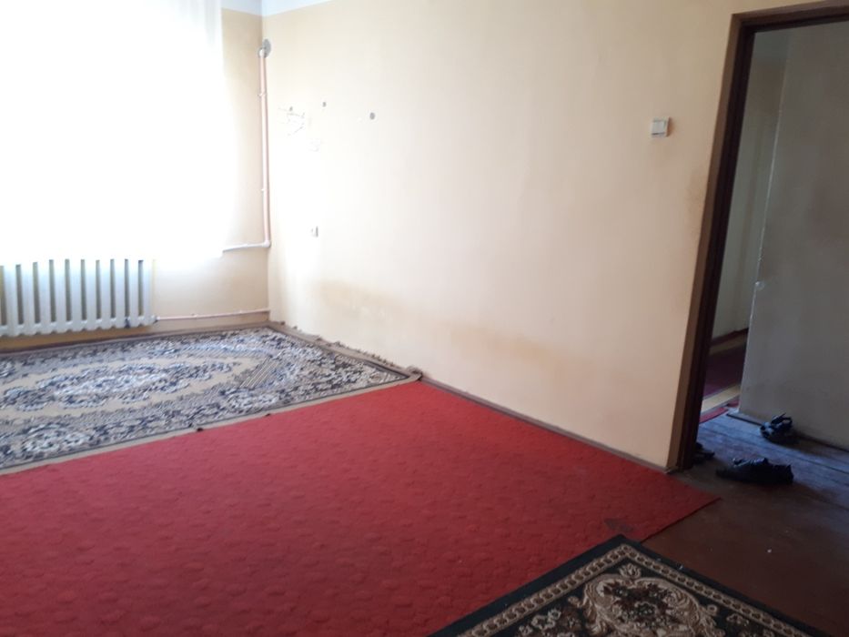 IJARA: Farg'ona "POLITEXNIKA" inistituti yaqinid. 3 xonali kvartira.