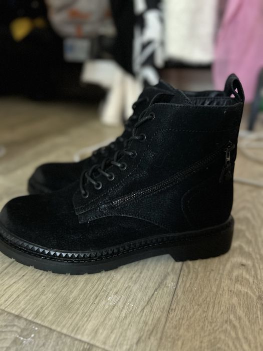 Демисезонные ботинки