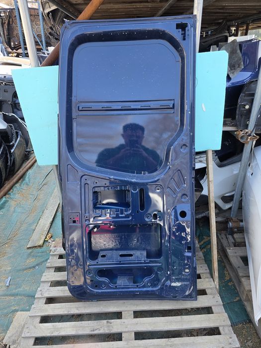 Mercedes Sprinter VW Crafter 06-18 задна дясна врата 170см.
