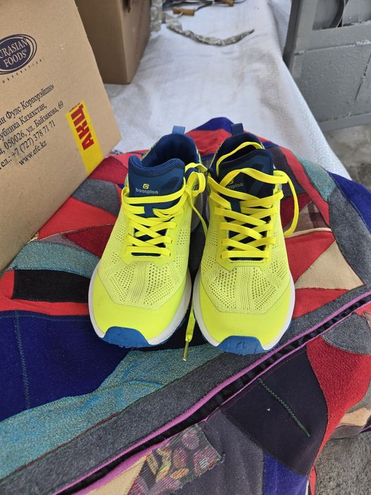 Продам летние кросовки