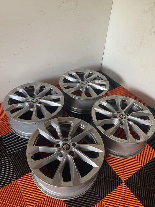 Jante originale Skoda Karoq,VW tiguan,Seat pe 18