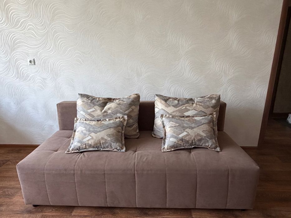 Продам диван в хорошем состоянии