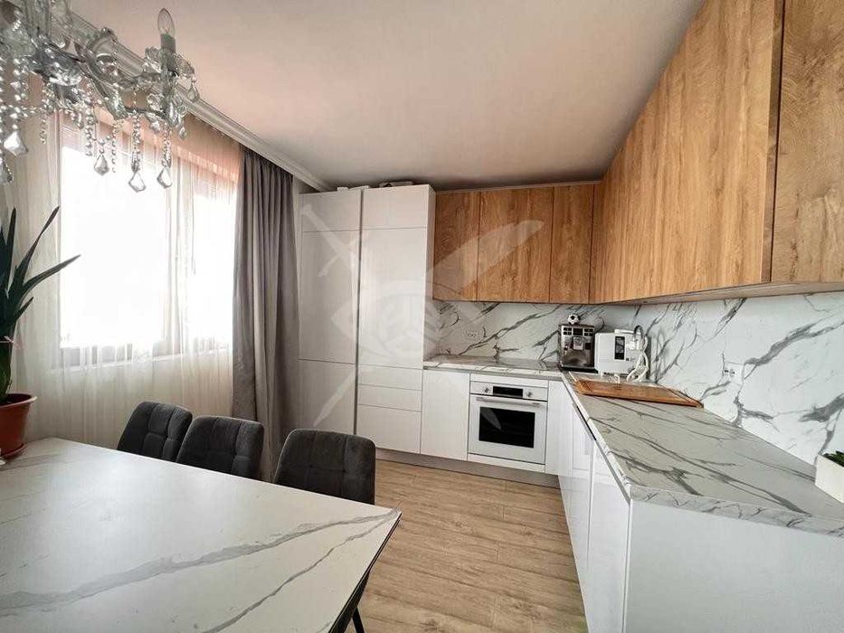 Продава се Тристаен апартамент в Свети Влас - 124 кв.м за 1694 €/кв.м - Снимка #8