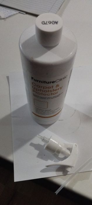 Spray hidroizolant Furniture protecție pentru covoare și tapițerie