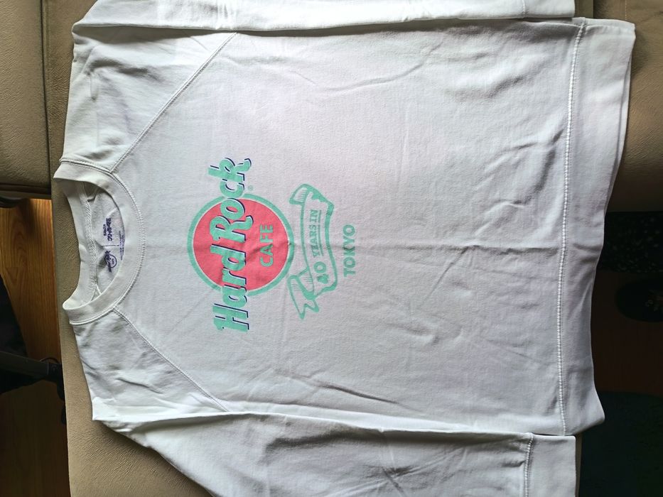 Vând bluza originala Hard Rock