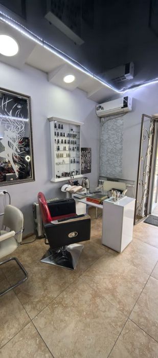 Продаётся офис готовый с арендатороми Сергели