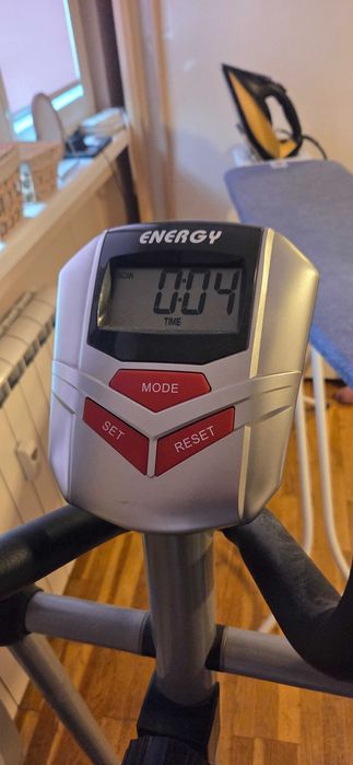Elliptical продава