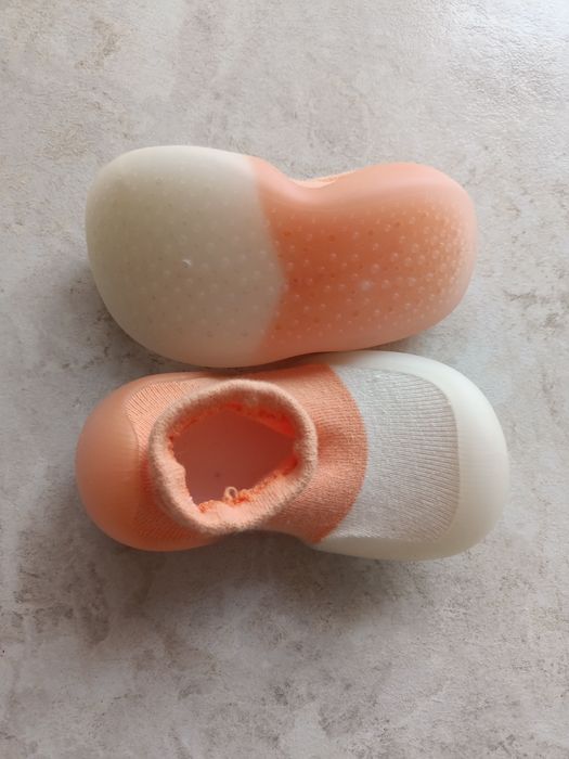 Продам тапочки детские  аттипасы