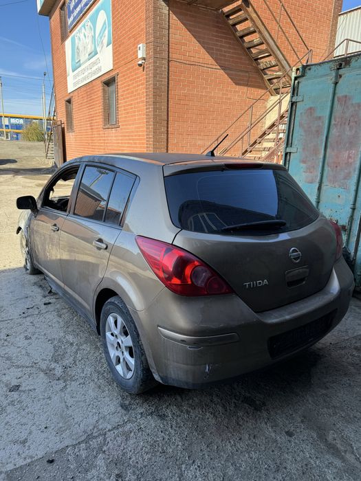 Разбор ниссан тиида европеец